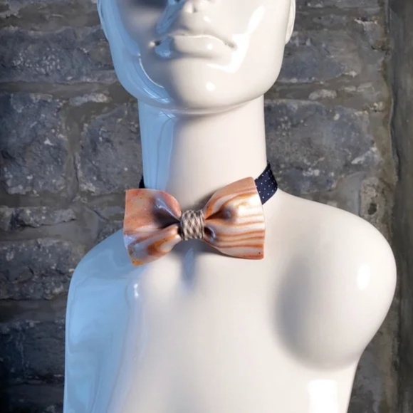 Guillotine Sculpted Bow Tie: Dane - Picture 1 of 2